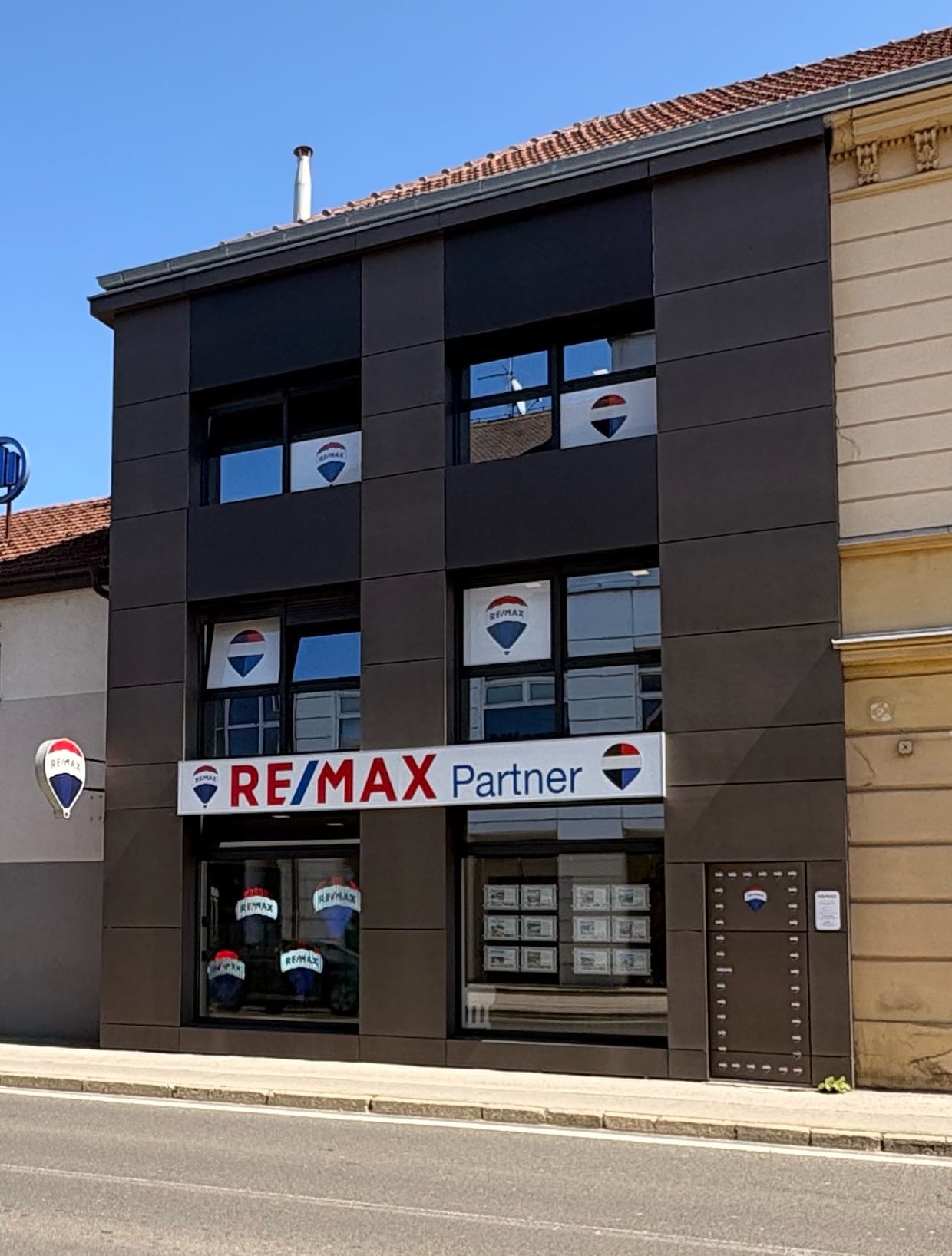 Ured RE/MAX Partner na Trgu bana J. Jelačića 8 u Koprivnici